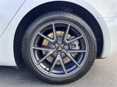 2021 Tesla Model 3 Long Range   - Photo 57 - Studio City, CA 91604