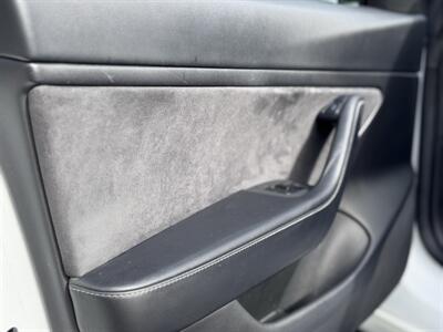 2021 Tesla Model 3 Long Range   - Photo 21 - Studio City, CA 91604