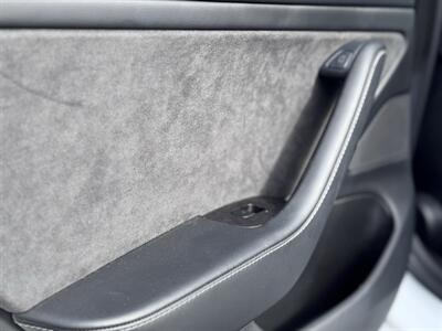 2021 Tesla Model 3 Long Range   - Photo 32 - Studio City, CA 91604