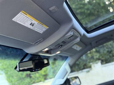 2015 Cadillac Escalade Premium   - Photo 41 - Studio City, CA 91604