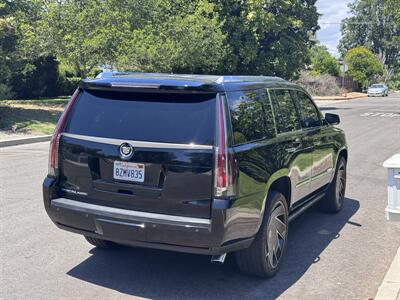 2015 Cadillac Escalade Premium - Photo 14 - Studio City, CA 91604