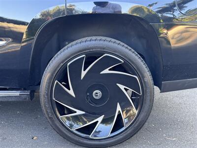 2015 Cadillac Escalade Premium   - Photo 72 - Studio City, CA 91604