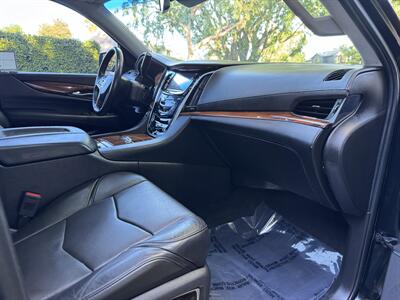 2015 Cadillac Escalade Premium   - Photo 64 - Studio City, CA 91604