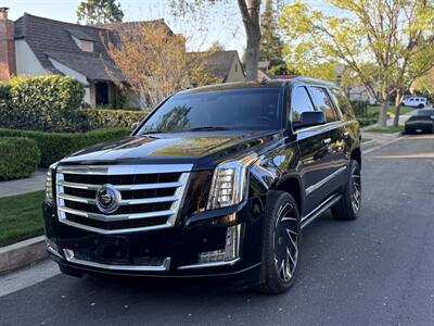 2015 Cadillac Escalade Premium   - Photo 2 - Studio City, CA 91604