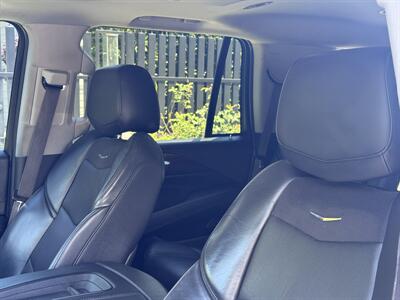 2015 Cadillac Escalade Premium - Photo 26 - Studio City, CA 91604