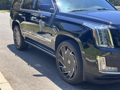 2015 Cadillac Escalade Premium - Photo 20 - Studio City, CA 91604