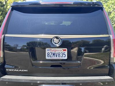 2015 Cadillac Escalade Premium - Photo 18 - Studio City, CA 91604