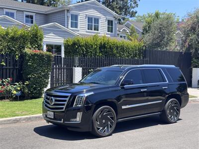 2015 Cadillac Escalade Premium - Photo 2 - Studio City, CA 91604