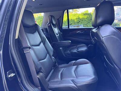 2015 Cadillac Escalade Premium   - Photo 58 - Studio City, CA 91604