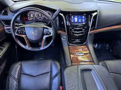 2015 Cadillac Escalade Premium   - Photo 22 - Studio City, CA 91604