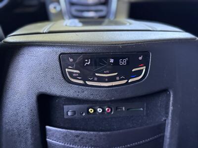 2015 Cadillac Escalade Premium   - Photo 50 - Studio City, CA 91604