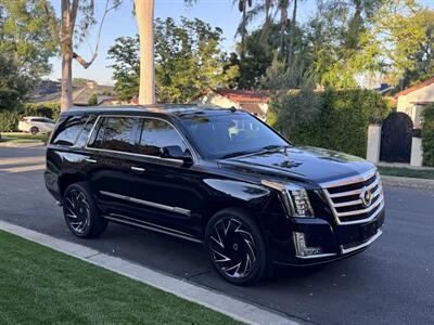 2015 Cadillac Escalade Premium   - Photo 14 - Studio City, CA 91604