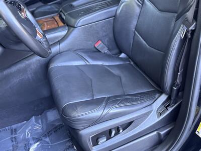 2015 Cadillac Escalade Premium   - Photo 33 - Studio City, CA 91604