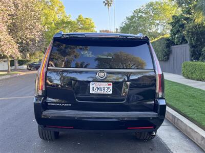 2015 Cadillac Escalade Premium   - Photo 16 - Studio City, CA 91604