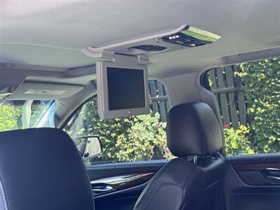 2015 Cadillac Escalade Premium - Photo 45 - Studio City, CA 91604
