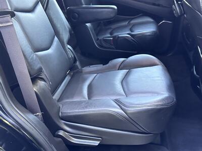 2015 Cadillac Escalade Premium   - Photo 62 - Studio City, CA 91604
