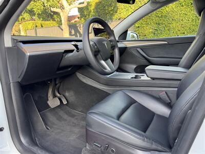 2022 Tesla Model Y Long Range   - Photo 25 - Studio City, CA 91604