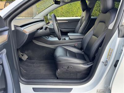 2022 Tesla Model Y Long Range   - Photo 21 - Studio City, CA 91604