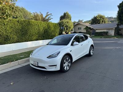 2022 Tesla Model Y Long Range   - Photo 5 - Studio City, CA 91604