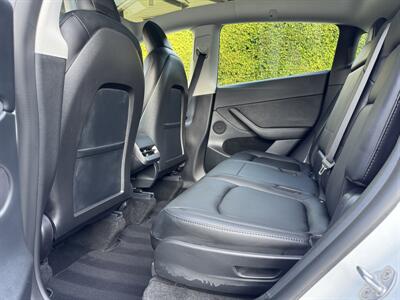 2022 Tesla Model Y Long Range   - Photo 32 - Studio City, CA 91604