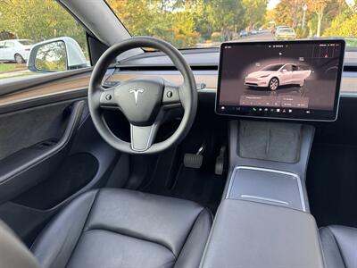 2022 Tesla Model Y Long Range   - Photo 38 - Studio City, CA 91604