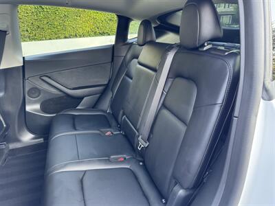 2022 Tesla Model Y Long Range   - Photo 34 - Studio City, CA 91604