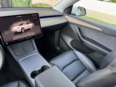2022 Tesla Model Y Long Range   - Photo 43 - Studio City, CA 91604