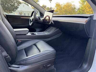 2022 Tesla Model Y Long Range   - Photo 54 - Studio City, CA 91604