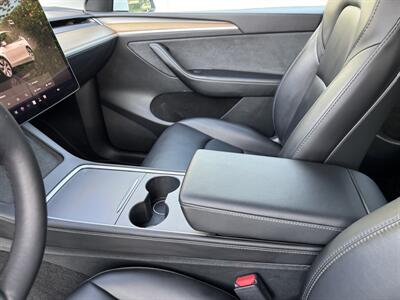 2022 Tesla Model Y Long Range   - Photo 29 - Studio City, CA 91604