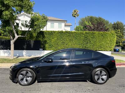 2023 Tesla Model 3   - Photo 4 - Studio City, CA 91604