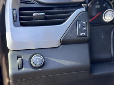 2019 GMC Yukon XL SLT - Photo 18 - Studio City, CA 91604