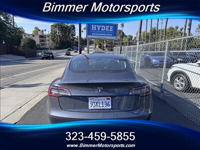 2022 Tesla Model 3   - Photo 5 - Studio City, CA 91604