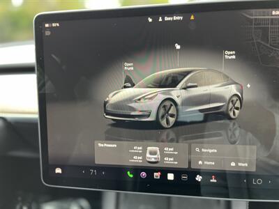 2022 Tesla Model 3 Long Range   - Photo 35 - Studio City, CA 91604