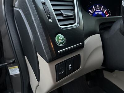 2014 Honda Civic Hybrid w/Leather   - Photo 21 - Studio City, CA 91604