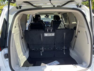 2018 Chrysler Pacifica Hybrid Limited   - Photo 46 - Studio City, CA 91604