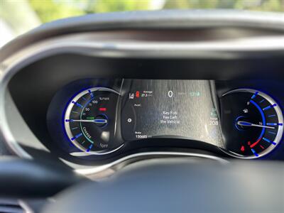 2018 Chrysler Pacifica Hybrid Limited   - Photo 31 - Studio City, CA 91604
