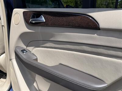 2012 Mercedes-Benz ML 350   - Photo 44 - Studio City, CA 91604