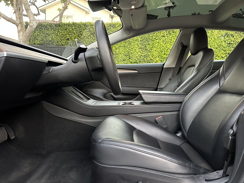 2022 Tesla Model 3 Base photo 16