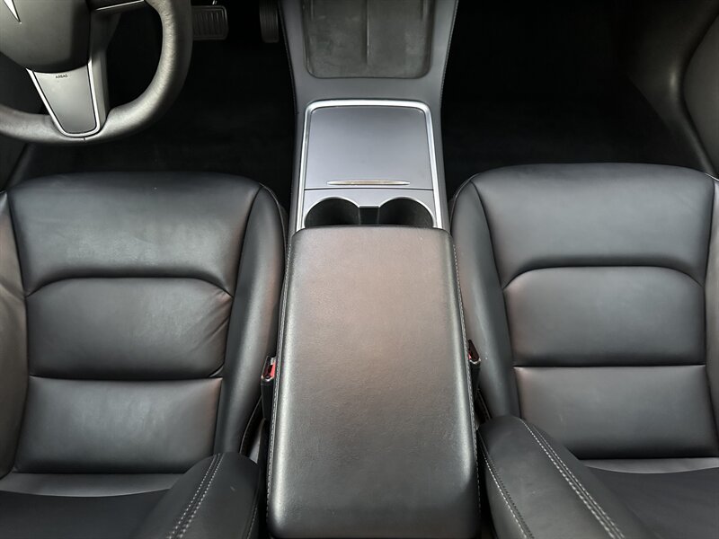 2022 Tesla Model 3 Base photo 14