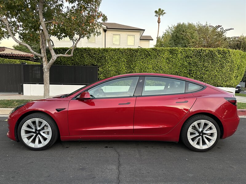 2022 Tesla Model 3 Base photo 3