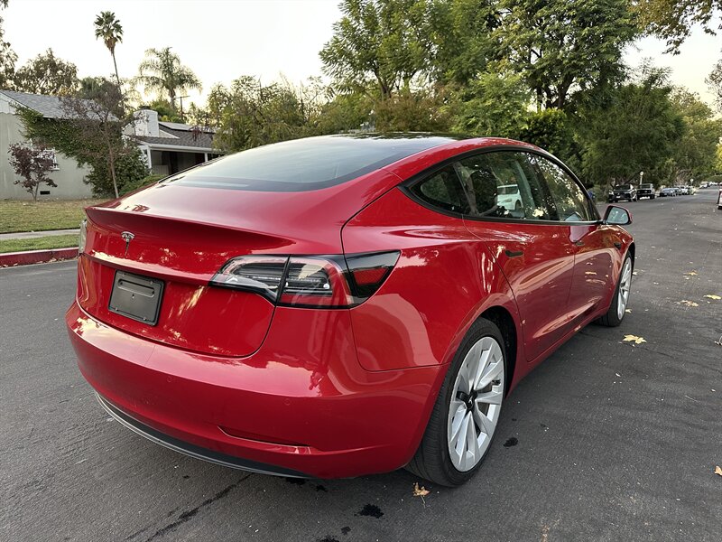 2022 Tesla Model 3 Base photo 4