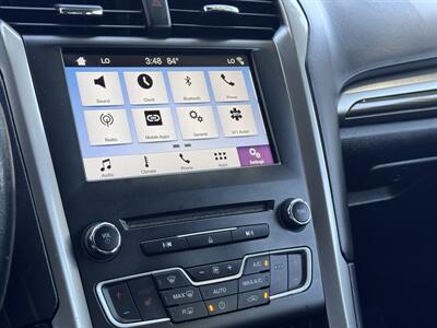 2018 Ford Fusion Hybrid SE   - Photo 42 - Studio City, CA 91604