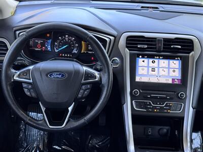 2018 Ford Fusion Hybrid SE   - Photo 21 - Studio City, CA 91604