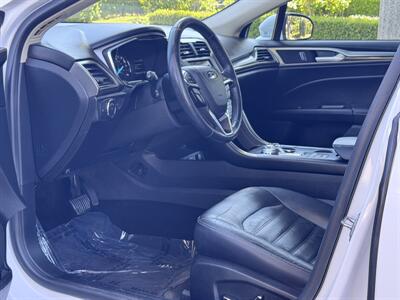 2018 Ford Fusion Hybrid SE   - Photo 25 - Studio City, CA 91604