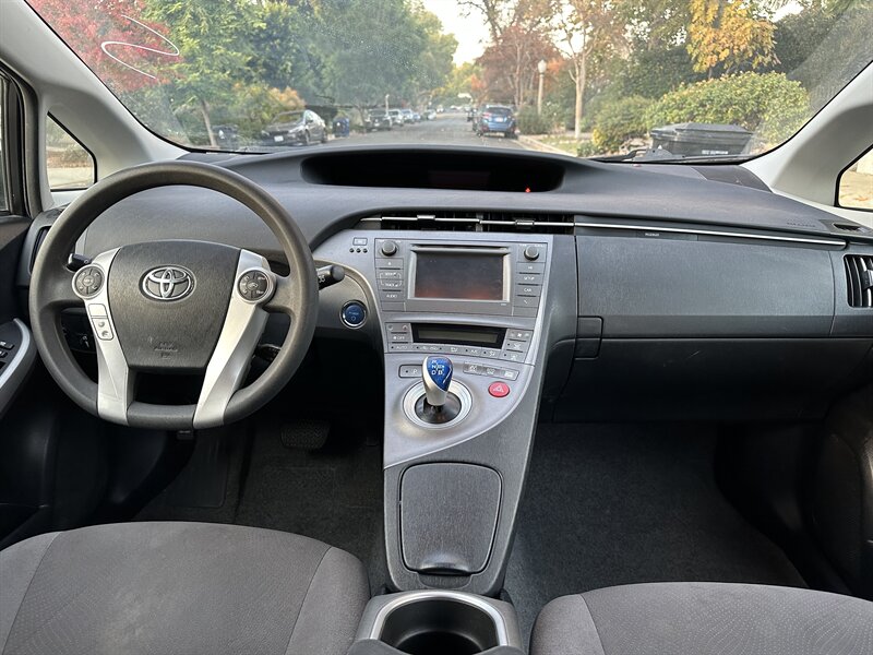 2015 Toyota Prius Two photo 16