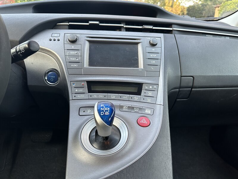 2015 Toyota Prius Two photo 19