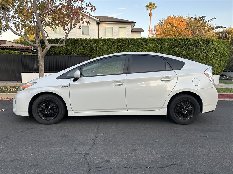 2015 Toyota Prius Two photo 2