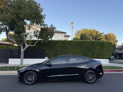 2023 Tesla Model 3   - Photo 10 - Studio City, CA 91604
