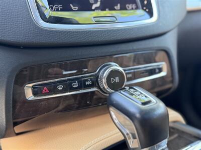 2016 Volvo XC90 T6 Momentum   - Photo 49 - Studio City, CA 91604
