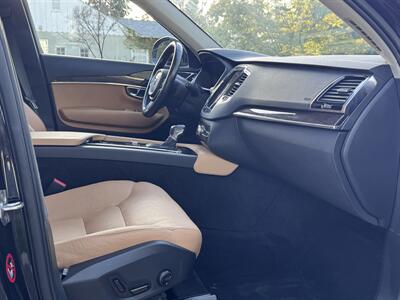 2016 Volvo XC90 T6 Momentum   - Photo 30 - Studio City, CA 91604